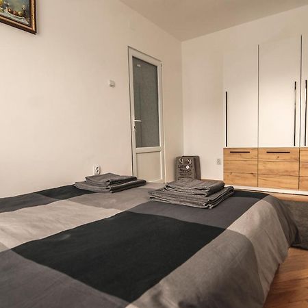 Central David Residence Брашов Экстерьер фото