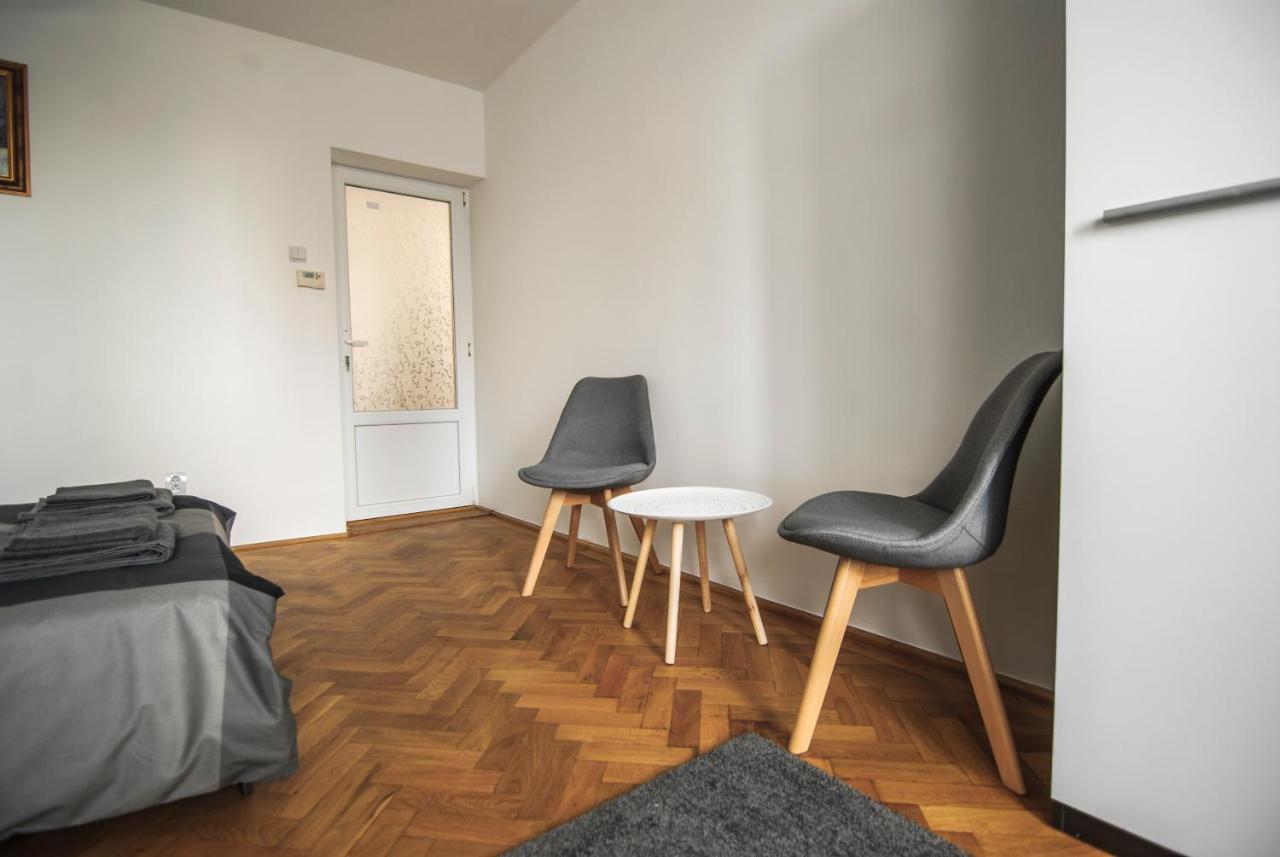 Central David Residence Брашов Экстерьер фото