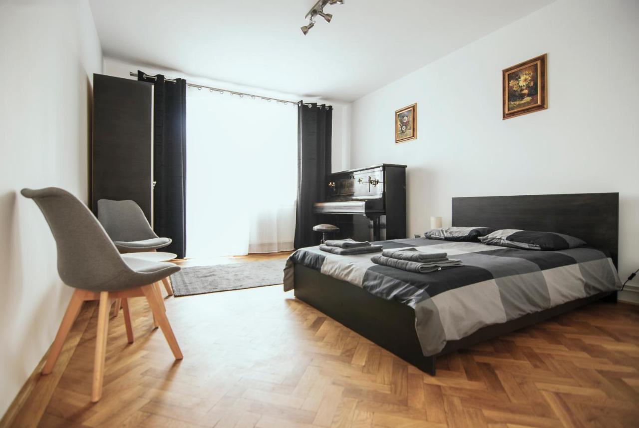 Central David Residence Брашов Экстерьер фото